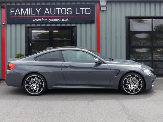 2017 BMW M4 3.0 M4 2dr DCT [Competition Pack]