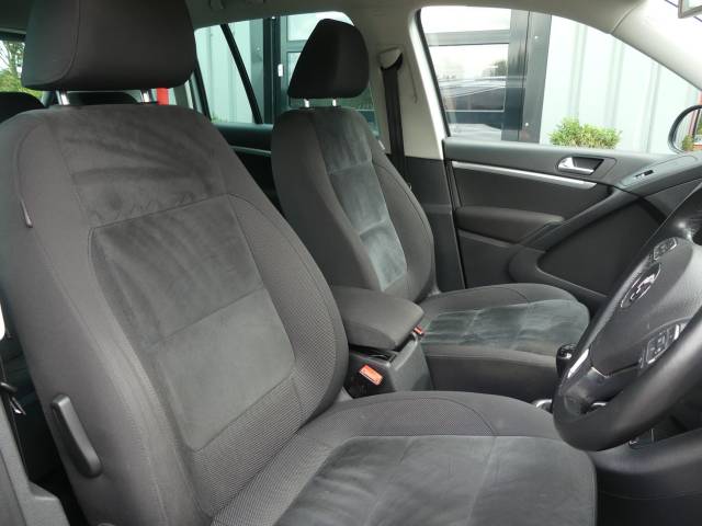 2014 Volkswagen Tiguan 2.0 TDi BlueMotion Tech Match 5dr