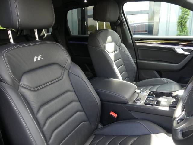 2020 Volkswagen Touareg 3.0 V6 TSI 4Motion R-Line Tech 5dr Tip Auto