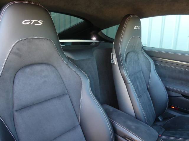 2020 Porsche 718 Cayman 2.5 GTS 2dr PDK