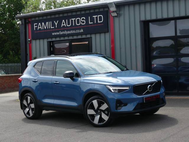 Volvo XC40 1.5 T5 Recharge PHEV Ultimate Dark 5dr Auto Estate Petrol / Electric Hybrid BLUE