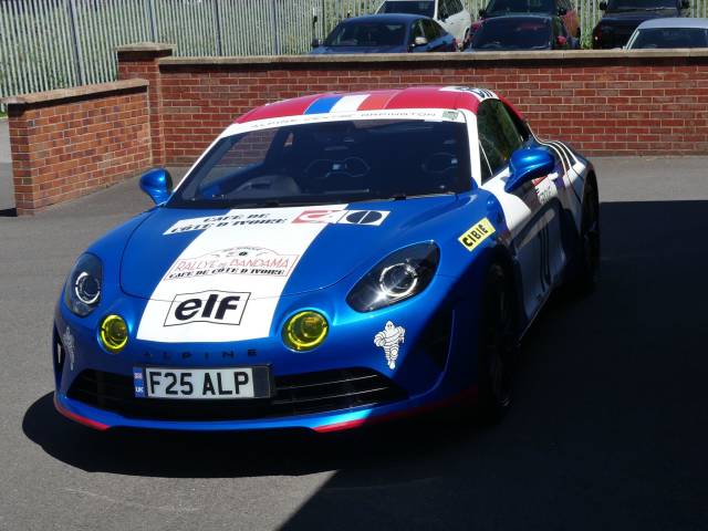 2023 Alpine A110 1.8L Turbo 300 S 2dr DCT