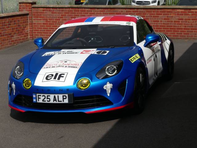 2023 Alpine A110 1.8L Turbo 300 S 2dr DCT