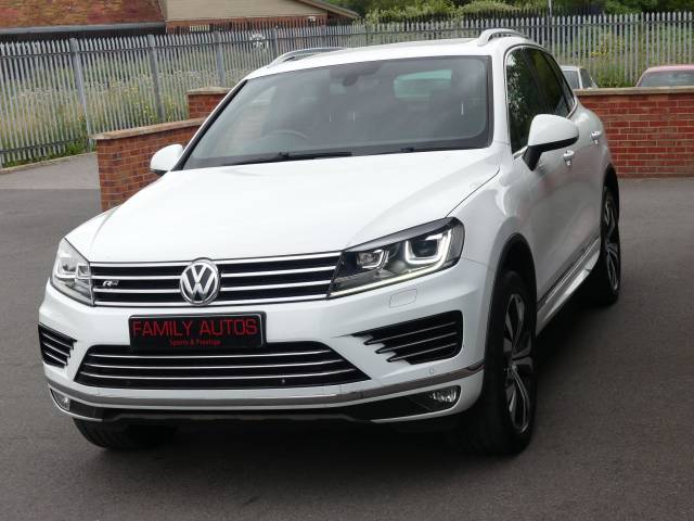 2015 Volkswagen Touareg 3.0 TDI V6 BlueMotion Tech R-Line Tiptronic 4WD Euro 6 (s/s) 5dr