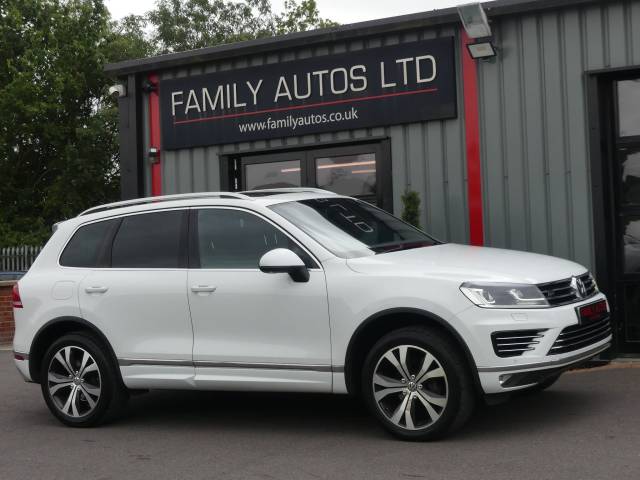 2015 Volkswagen Touareg 3.0 TDI V6 BlueMotion Tech R-Line Tiptronic 4WD Euro 6 (s/s) 5dr